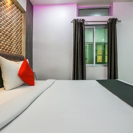 Oyo 14472 Brahmaputra Guest House グワーハーティー エクステリア 写真