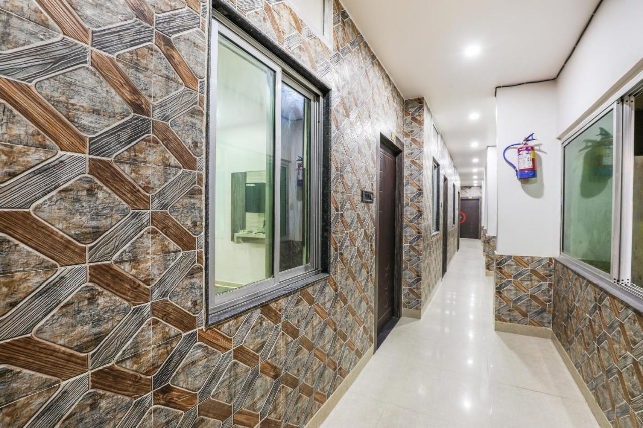Oyo 14472 Brahmaputra Guest House グワーハーティー エクステリア 写真