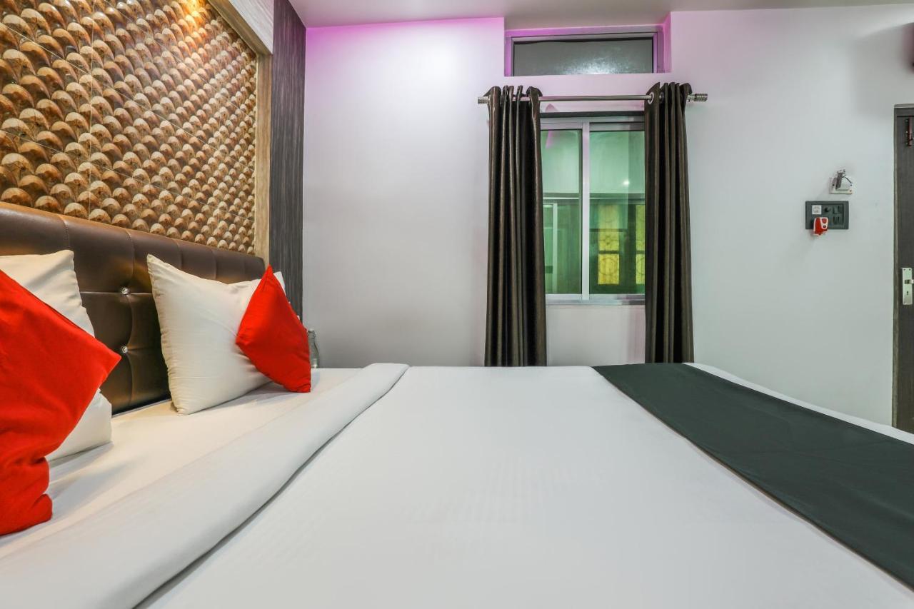 Oyo 14472 Brahmaputra Guest House グワーハーティー エクステリア 写真